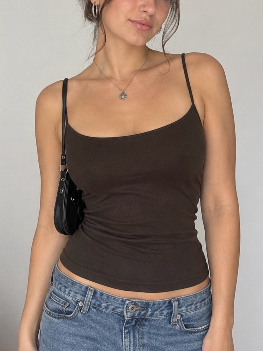 Vintage Y2K Brown Spaghetti Strap Camisole Tank Top Classic Layering Fitted